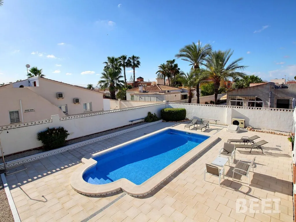 Hoofdfoto Villa in Torrevieja ()