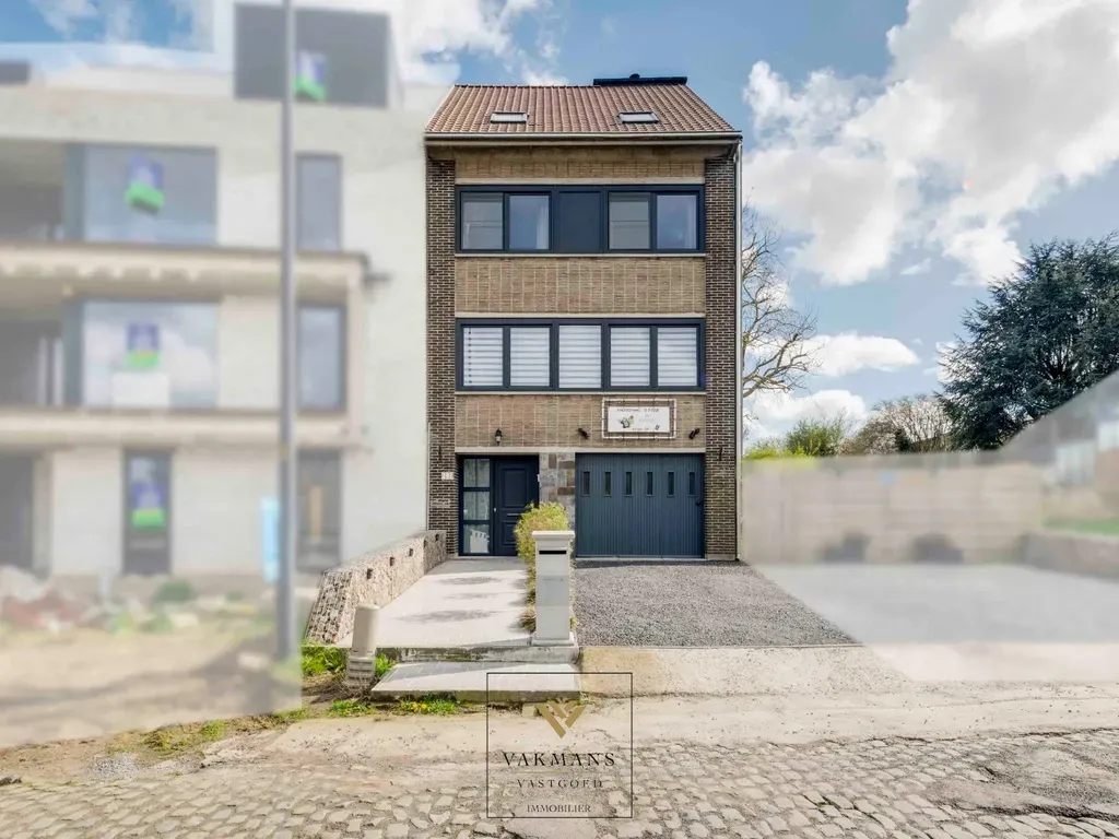 Huis Te Koop Renaix