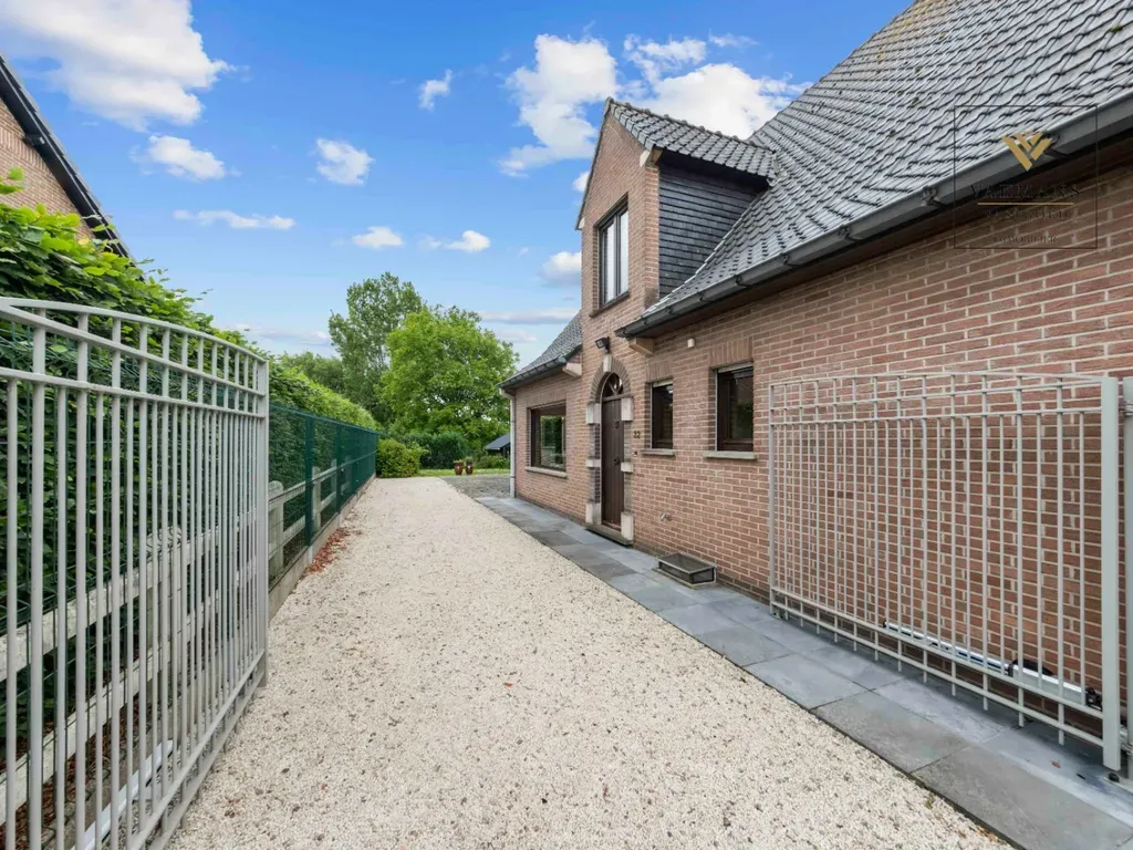 Huis Te Koop Renaix