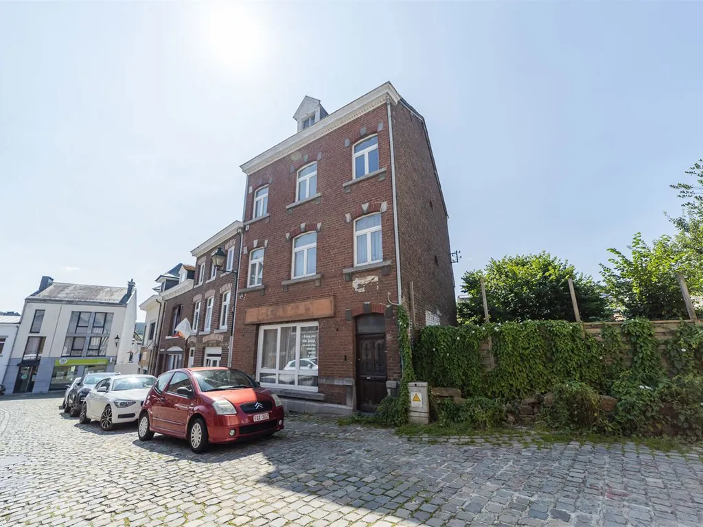 Huis in Stavelot - 7668003 - Place Prume 3, 4970 Stavelot