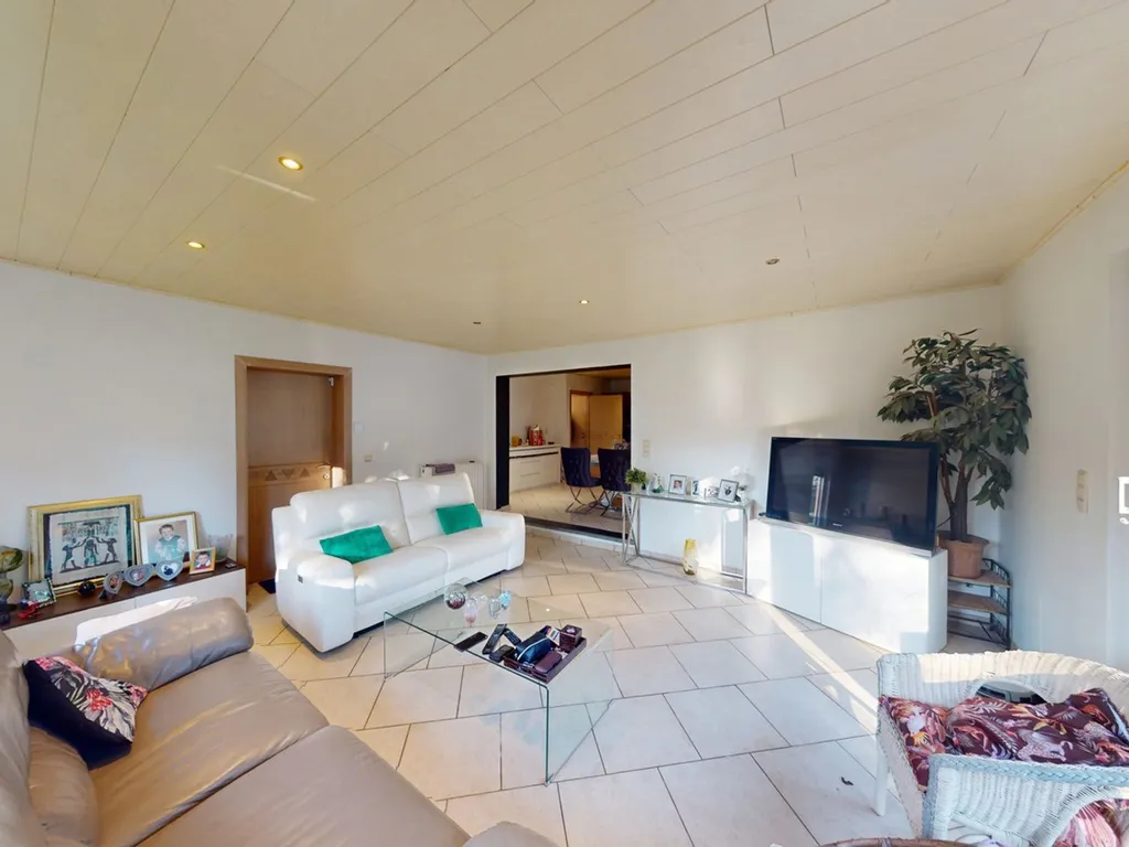 Huis in Grâce-Hollogne - 7668109 - Rue Long Pré 67, 4460 Grâce-Hollogne