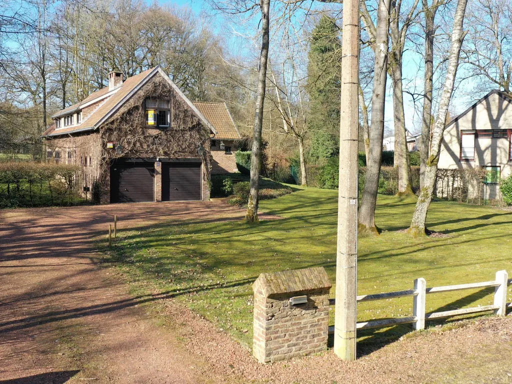 Huis in Neupré - 7668251 - Drève du Bois de Neuville 78, 4120 Neupré
