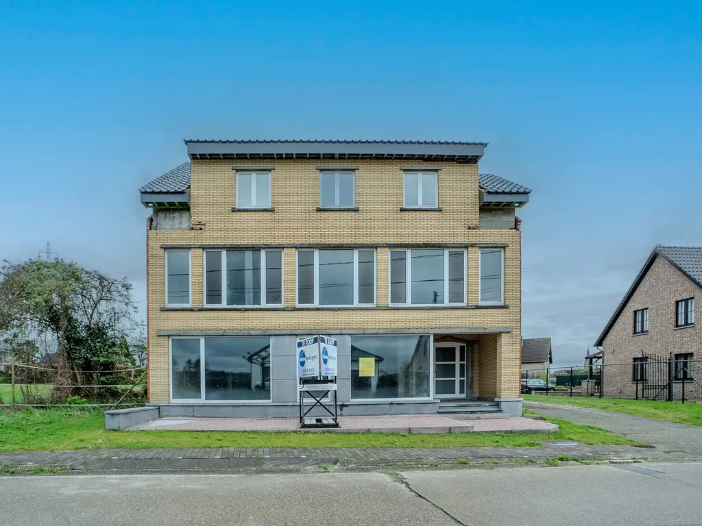 Huis in Lanaken - 7679162 - Molenweideplein 62, 3620 Lanaken
