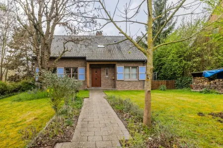 Huis Te Koop Bassenge