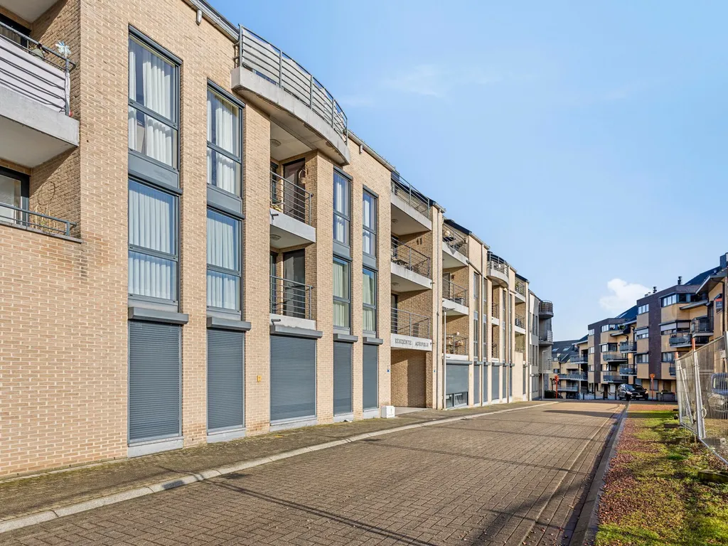 Huis in Lanaken - 7679138 - Molenweideplein 62, 3620 Lanaken