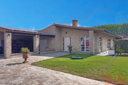 Villa Te Koop Sint-Lievens-Houtem