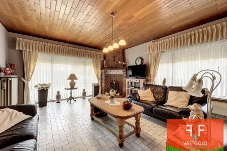 Villa Te Koop Sint-Lievens-Houtem