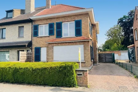 Garage Te Koop Assebroek