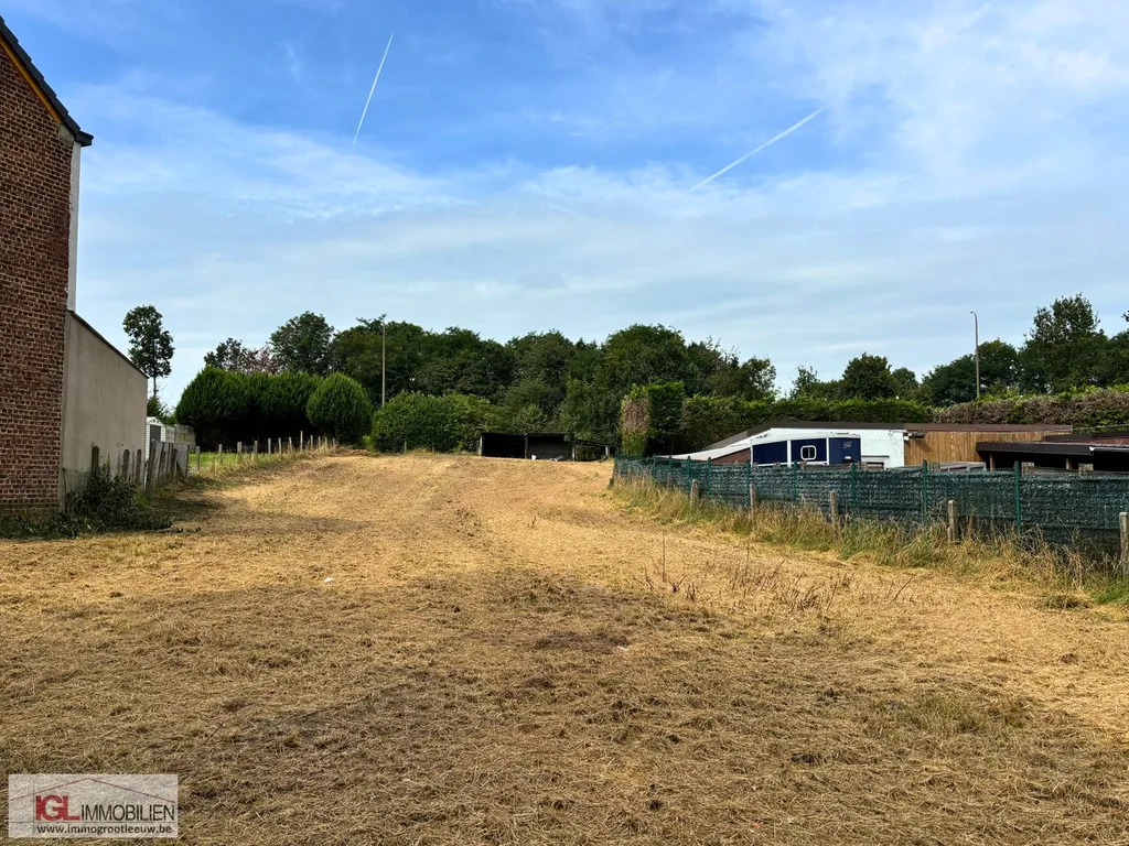 GrondSint-Pieters-Leeuw