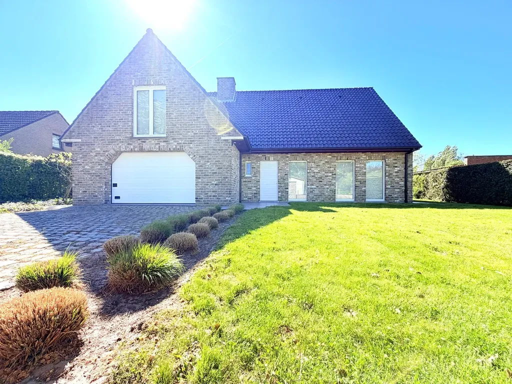 Garage in Ichtegem - 7691641 - Zuidstraat 266 B, 8480 Ichtegem