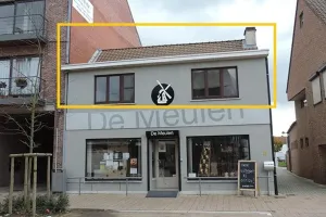  Verhuurd Paal