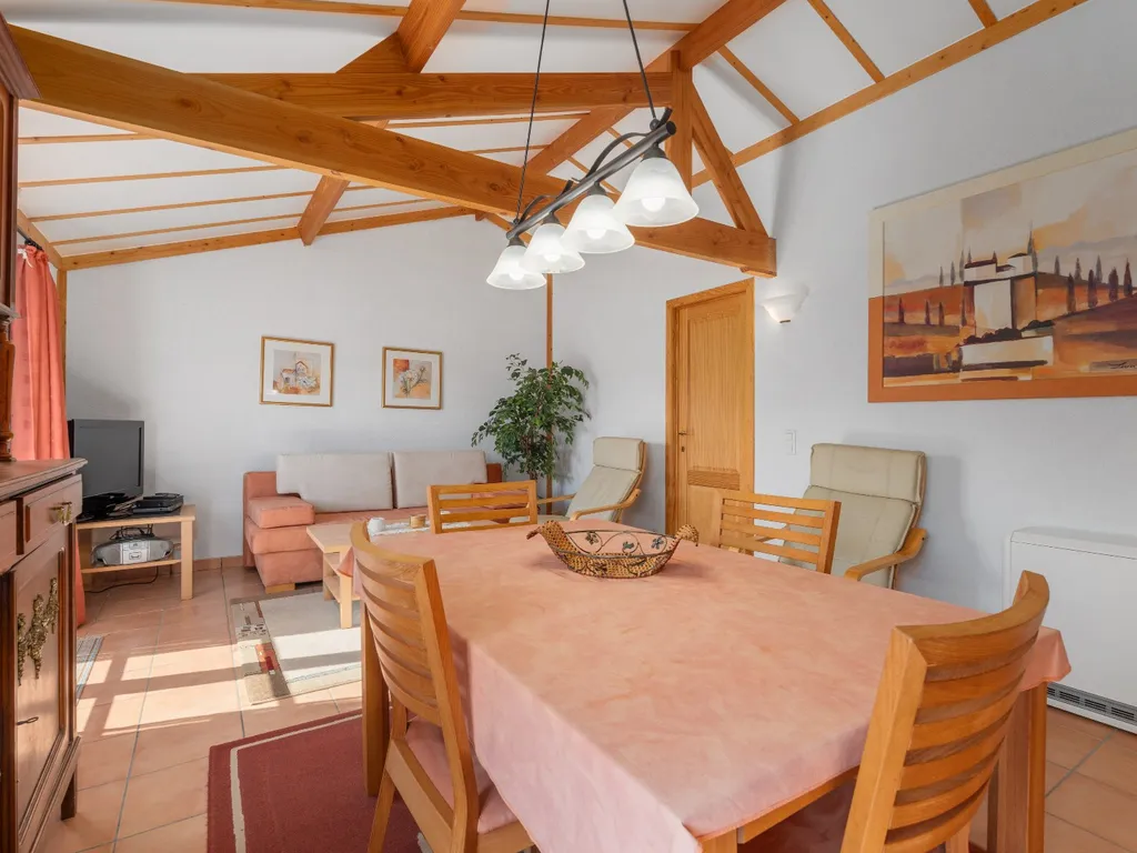 Huis in Wenduine - 7680131 - Blankenbergsesteenweg 3, 8420 Wenduine