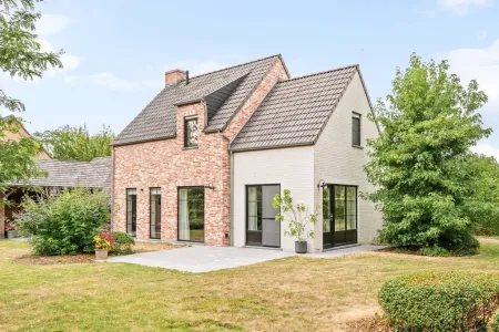 Huis Te Koop Escanaffles
