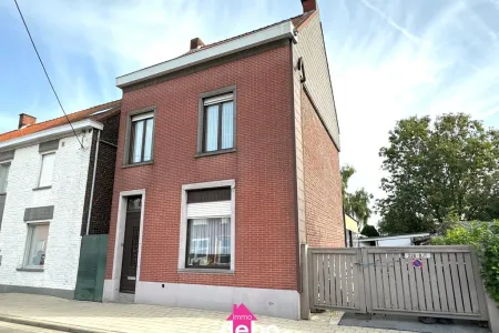 Huis Te Koop Moen