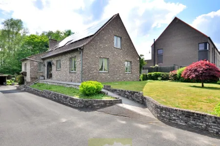 Villa Te Koop Renaix