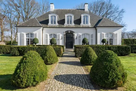 VillaBazel