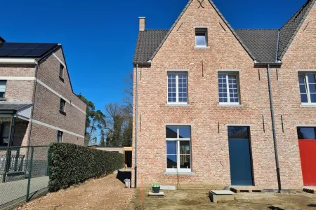  Verhuurd Olen