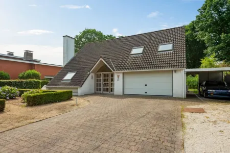 VillaSint-job-in-'t-goor