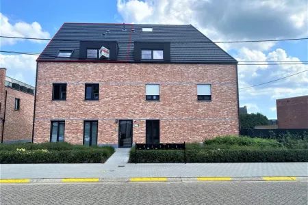  Verhuurd Tielen