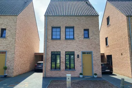  Verhuurd Mol