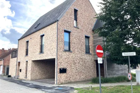  Verhuurd Olen