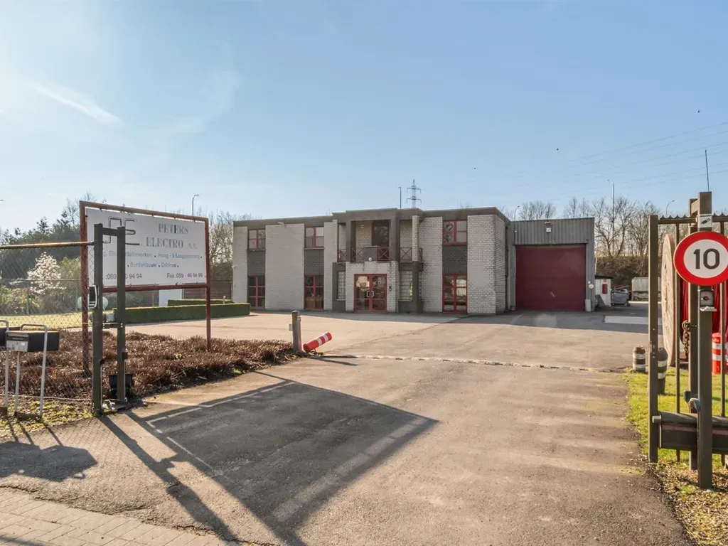 Kantoor in Bree - 7662549 - Industrieterrein Kanaal-Noord 1407, 3960 Bree