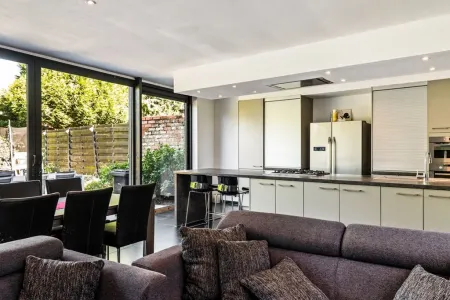 Huis Te Koop Beveren