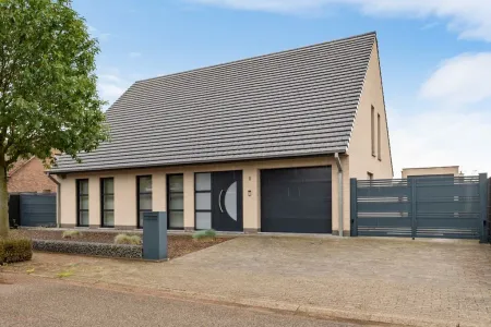 Villa Te Koop Stabroek