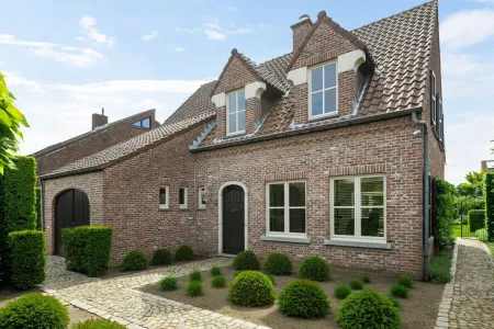 Huis Te Koop Lichtaart