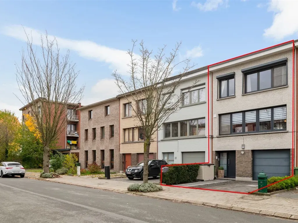 Huis in Merksem - 7689409 - IJsvogelstraat 12, 2170 MERKSEM