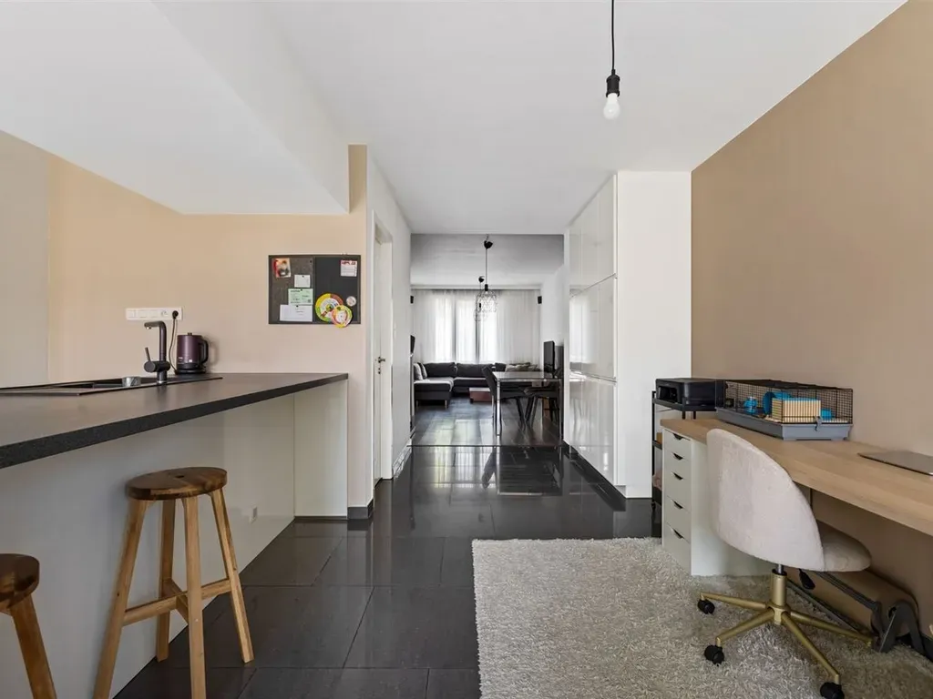 Huis in Berchem - 7689481 - Edelgesteentenstraat 44, 2600 Berchem