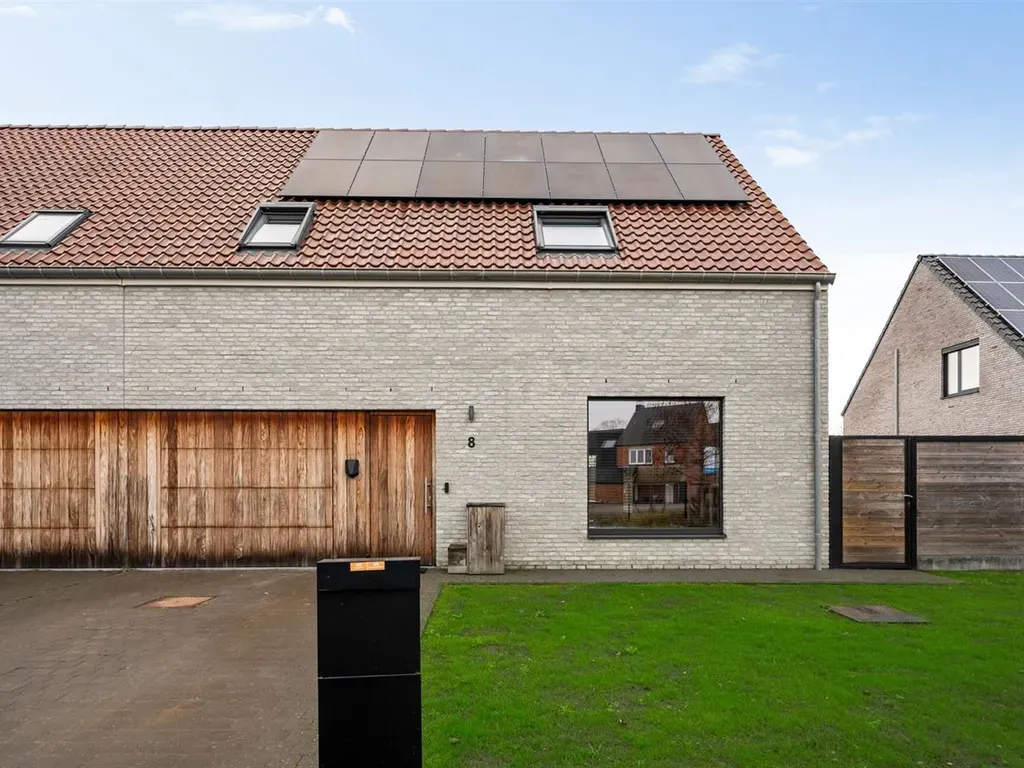 Huis in Herentals - 7689132 - Pater Van Baelenstraat 8, 2200 HERENTALS