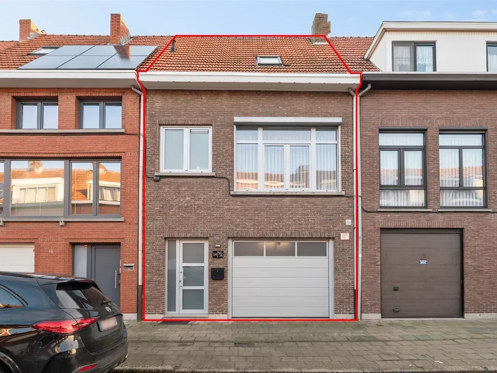 Huis in Merksem - 7689232 - Pastoor Bampsstraat 14, 2170 MERKSEM