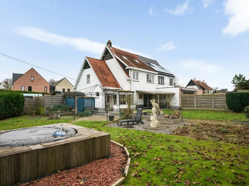 Huis in Olen - 7689375 - Tramstraat 41, 2250 OLEN