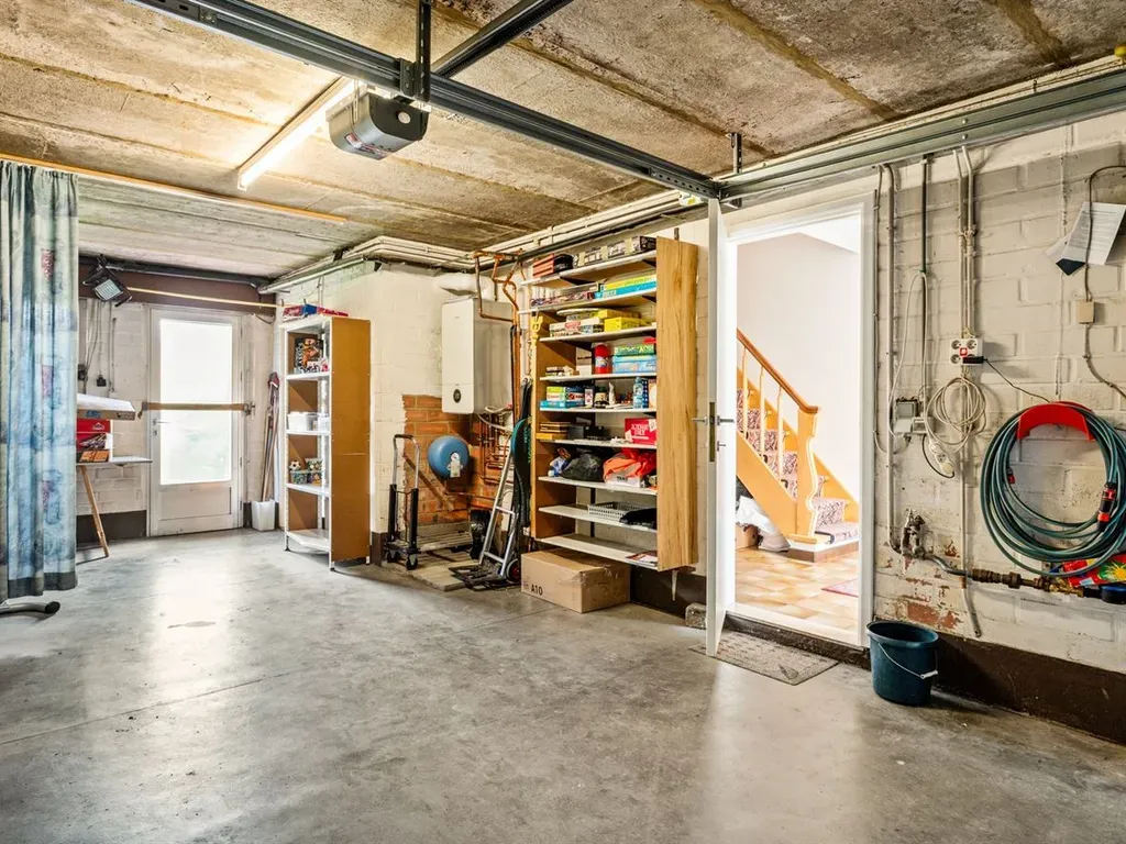 Huis in Merksem - 7677361 - Gebroeders Van Raemdonckstraat 23, 2170 Merksem