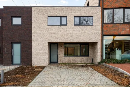 Huis Te Koop Lint