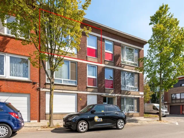 Huis in Merksem - Winterling 66 bus 201, 2170