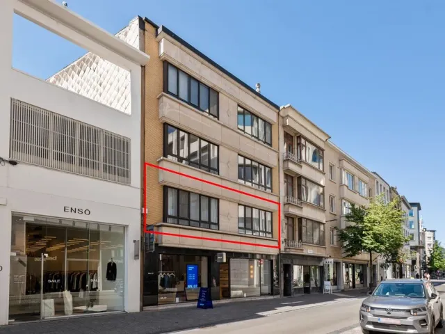 Appartement in Antwerpen - Lombardenvest 16-18 bus 101, 2000