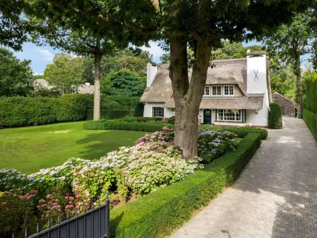 Villa in Brasschaat - Bredabaan 92, 2930 - foto 2