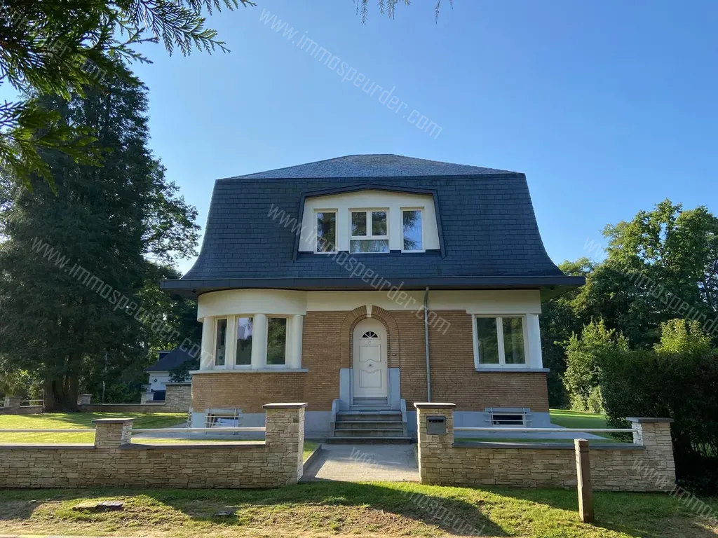 Villa in Braine-l'alleud - 1403508 - Avenue des Muguets 1, 1420 Braine-l'Alleud