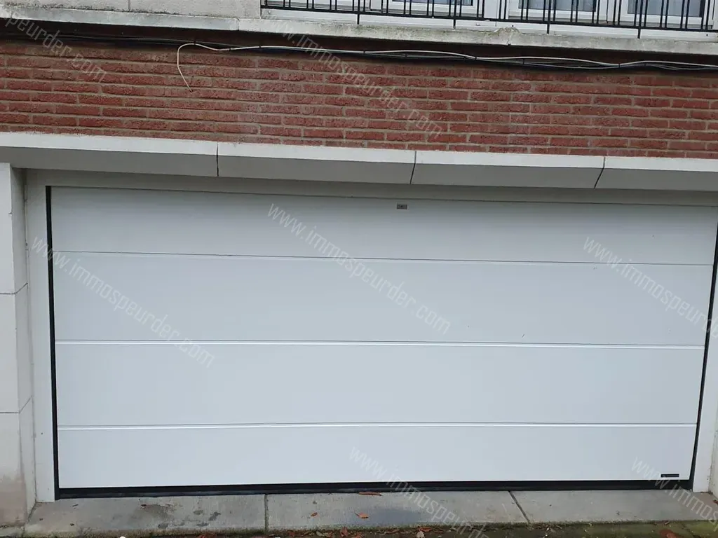 Garage in Laeken - 1410480 - Avenue Jean Palfyn 40, 1020 Laeken