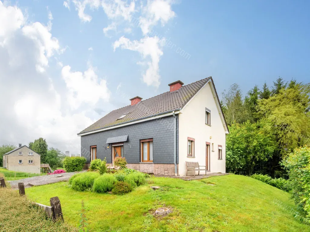 Huis in Longlier - 1465346 - Route de la Croix Corin 22, 6840 Longlier