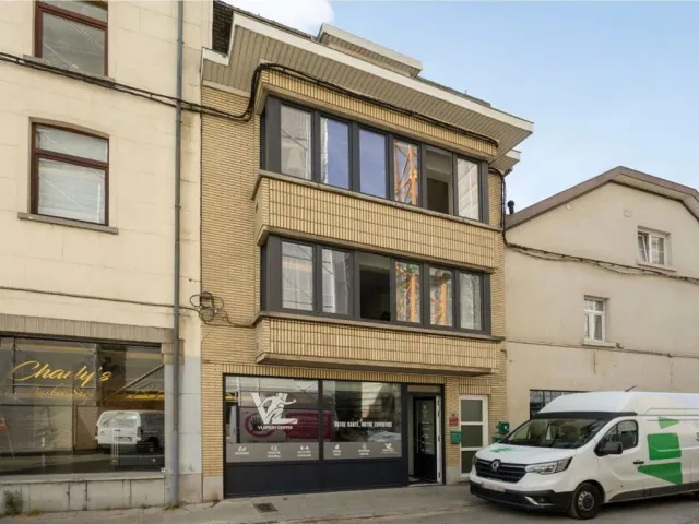 Huis in Waver - Place de la Cure 7, 1300