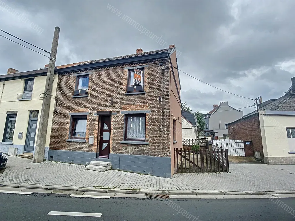 Huis in Montignies-sur-Sambre - 1356487 - 6061 Montignies-sur-Sambre
