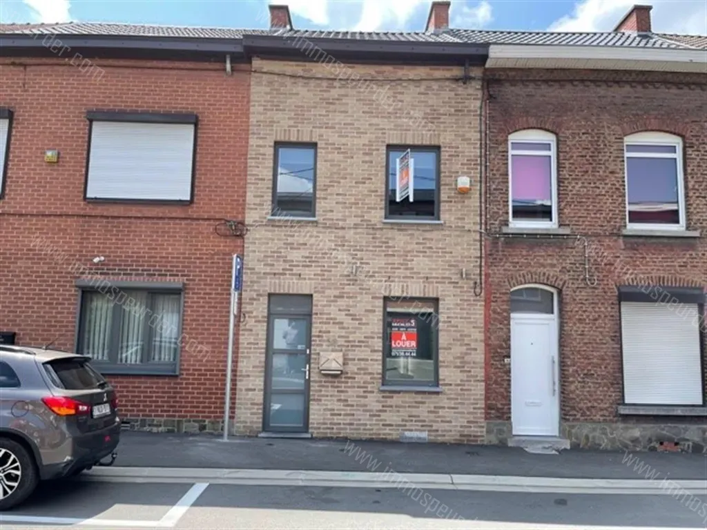 Huis in Jumet - 1426468 - Rue de l'Ermitage 38, 6040 JUMET