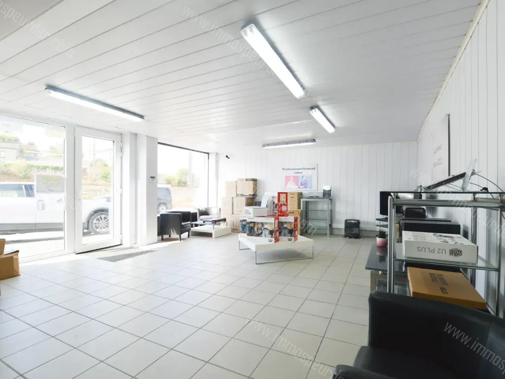 Handelspand in Luttre - 1231115 - Rue de Pont-à-Celles 1, 6238 Luttre