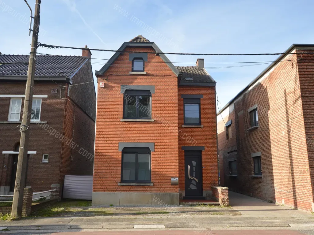 Huis in Souvret - 1274194 - Rue de la libération 23, 6182 Souvret