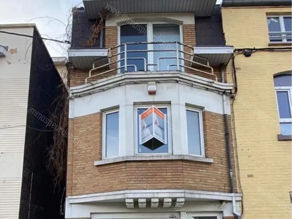 Huis in Charleroi - 1044854 - Rue de Lodelinsart 154, 6000 Charleroi