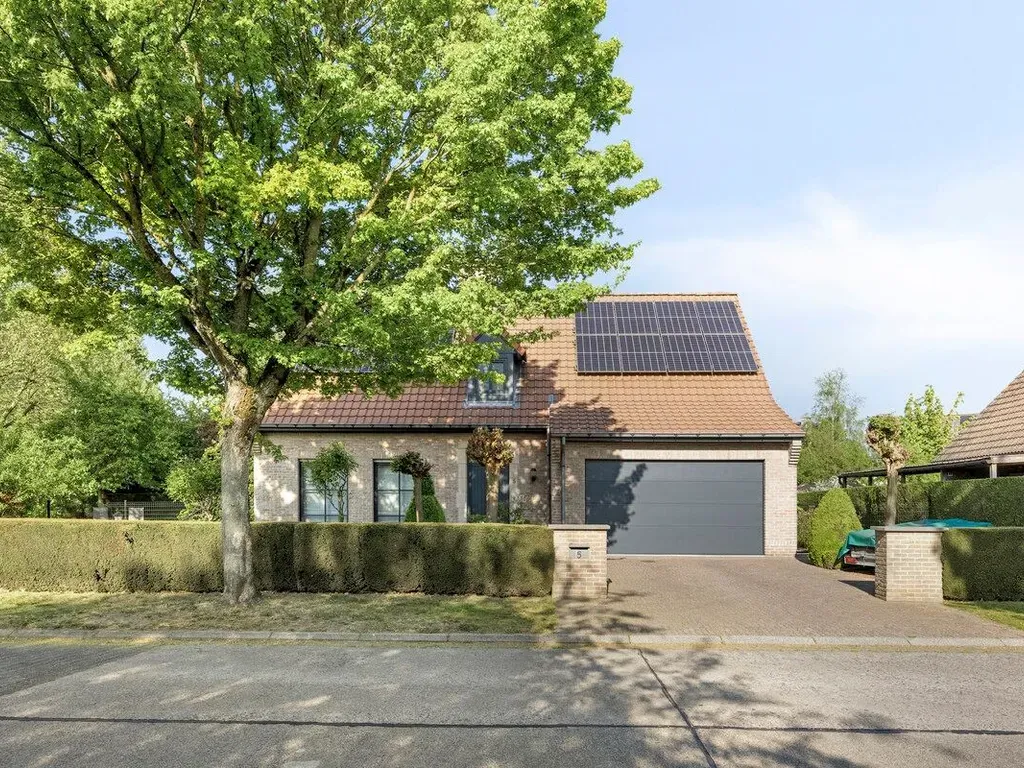 Villa in Gent - 7684886 - Edmond Helderweirdtstraat 5, 9000 GENT