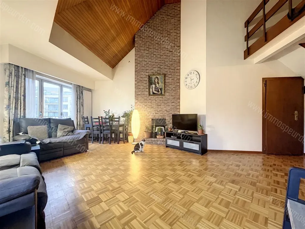 Place de la SainteFamille 30 1200 WoluweSaintLambert 1065599